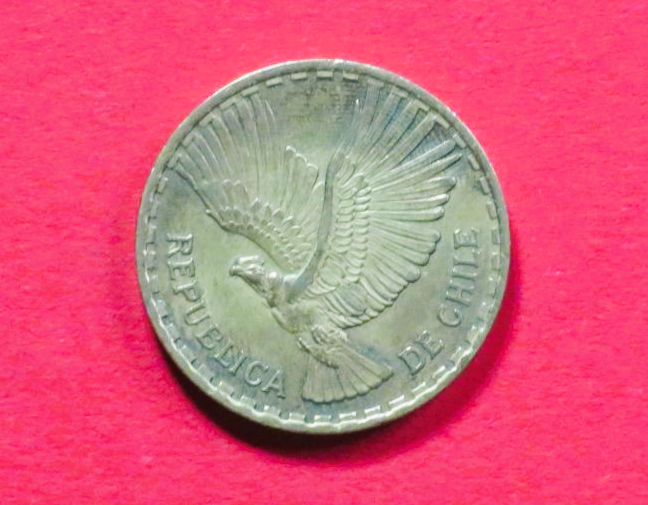 Chile: 10 Centesimos, 1960-1970, gebraucht (used / ss), # 33