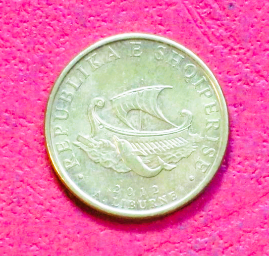 Albanien:  20 Leke, 2012+, gebraucht (used / vz), # 78a