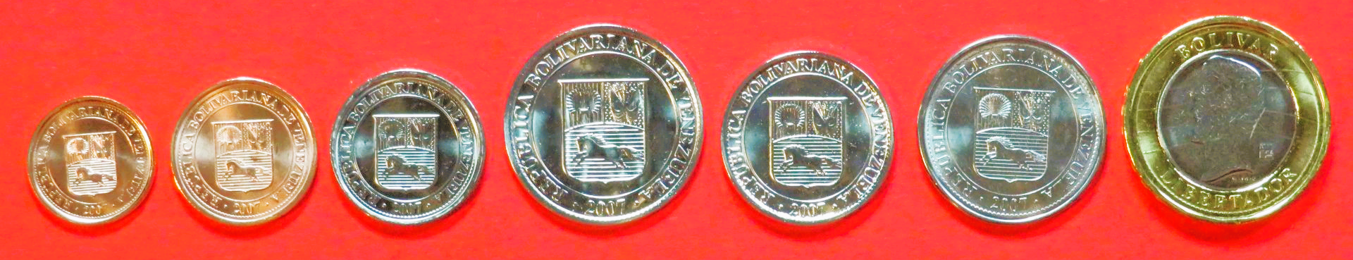 Venezuela, 1/5/10/12,5/25/50 Centimos + 1 Bolivar, 2007, unzirkuliert (UNC)