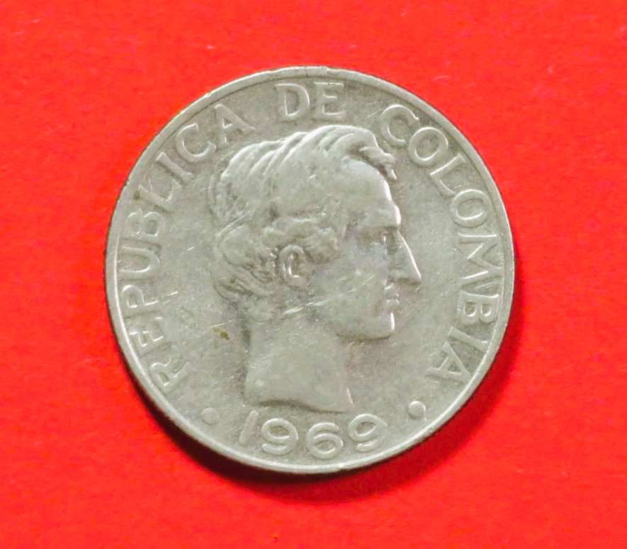 Colombia:  50 Centavos, 1967-1969, circulated (used / vf), # 31