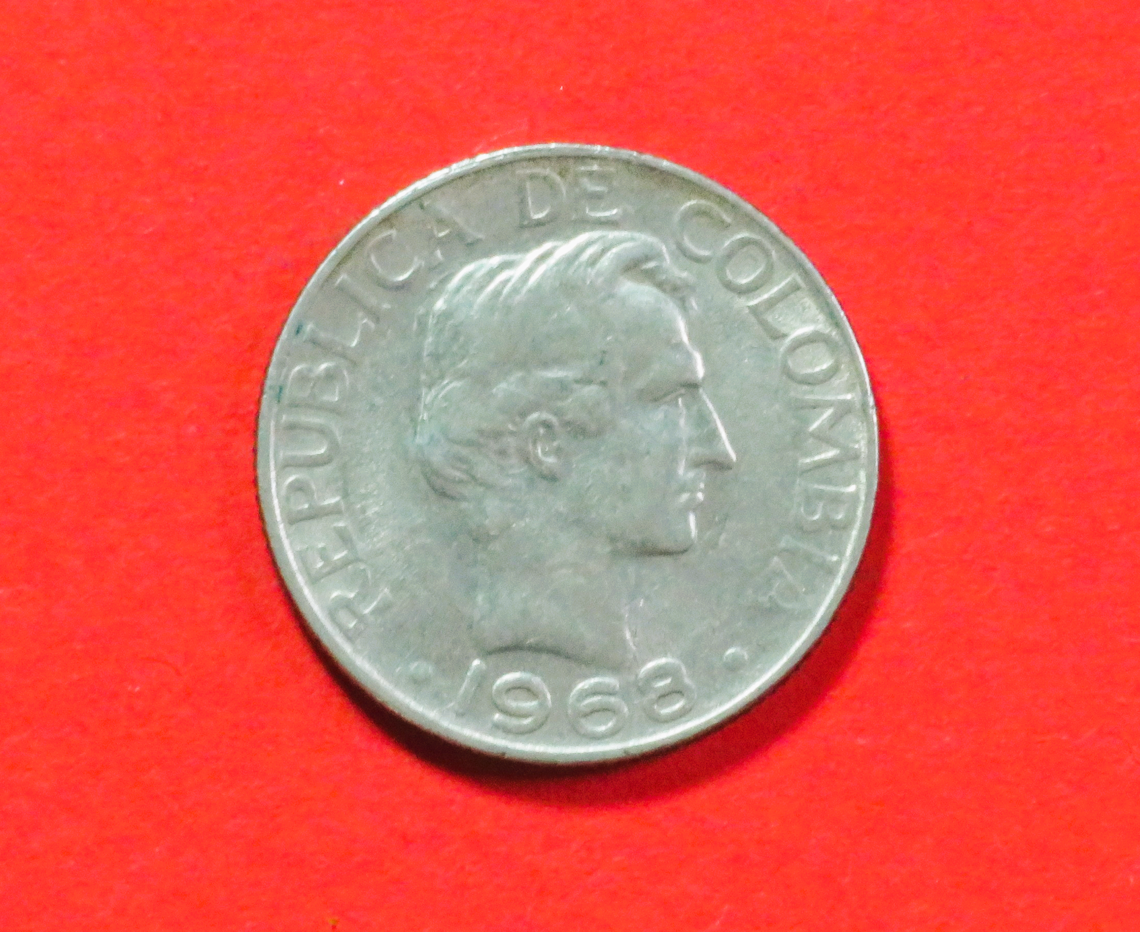 Colombia:  20 Centavos, 1967-1969, circulated (used / vf), # 29a
