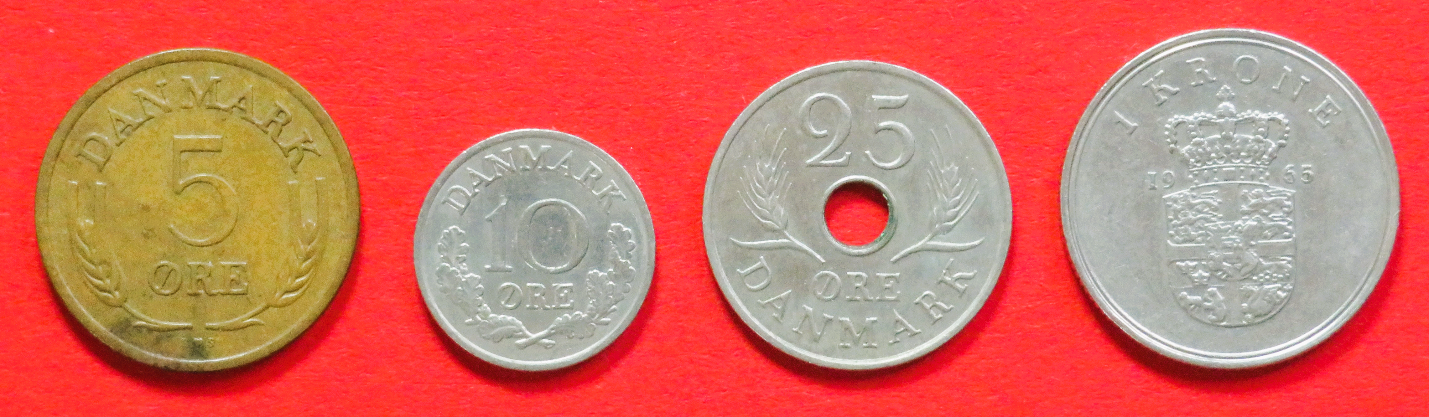Dänemark - Set 3:  5/10/25 Öre + 1 Krone, 1960-1972, gebraucht (used / ss), # 67/68/70/73