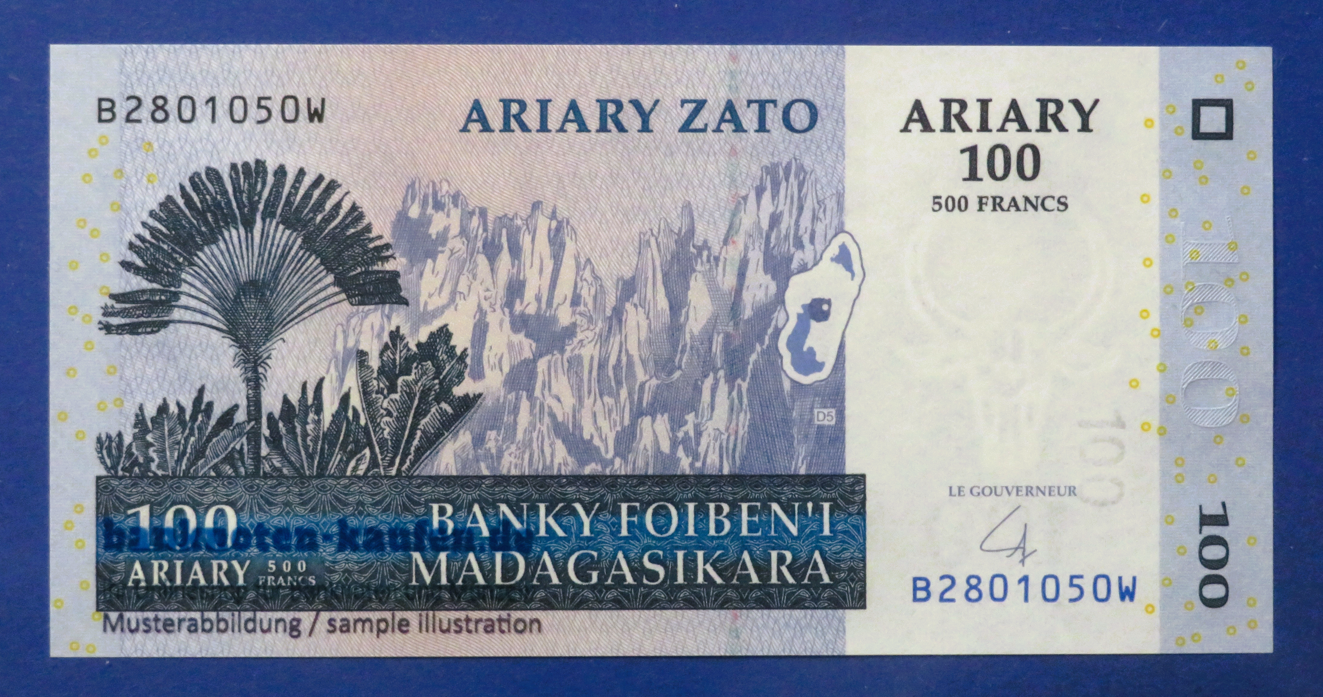 Madagaskar, 100 Ariary, 2004, fast kassenfrisch (AU), P-86b