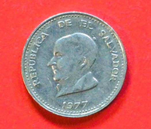 El Salvador: 50 Centavos, 1977, gebraucht (used / ss), # 39a