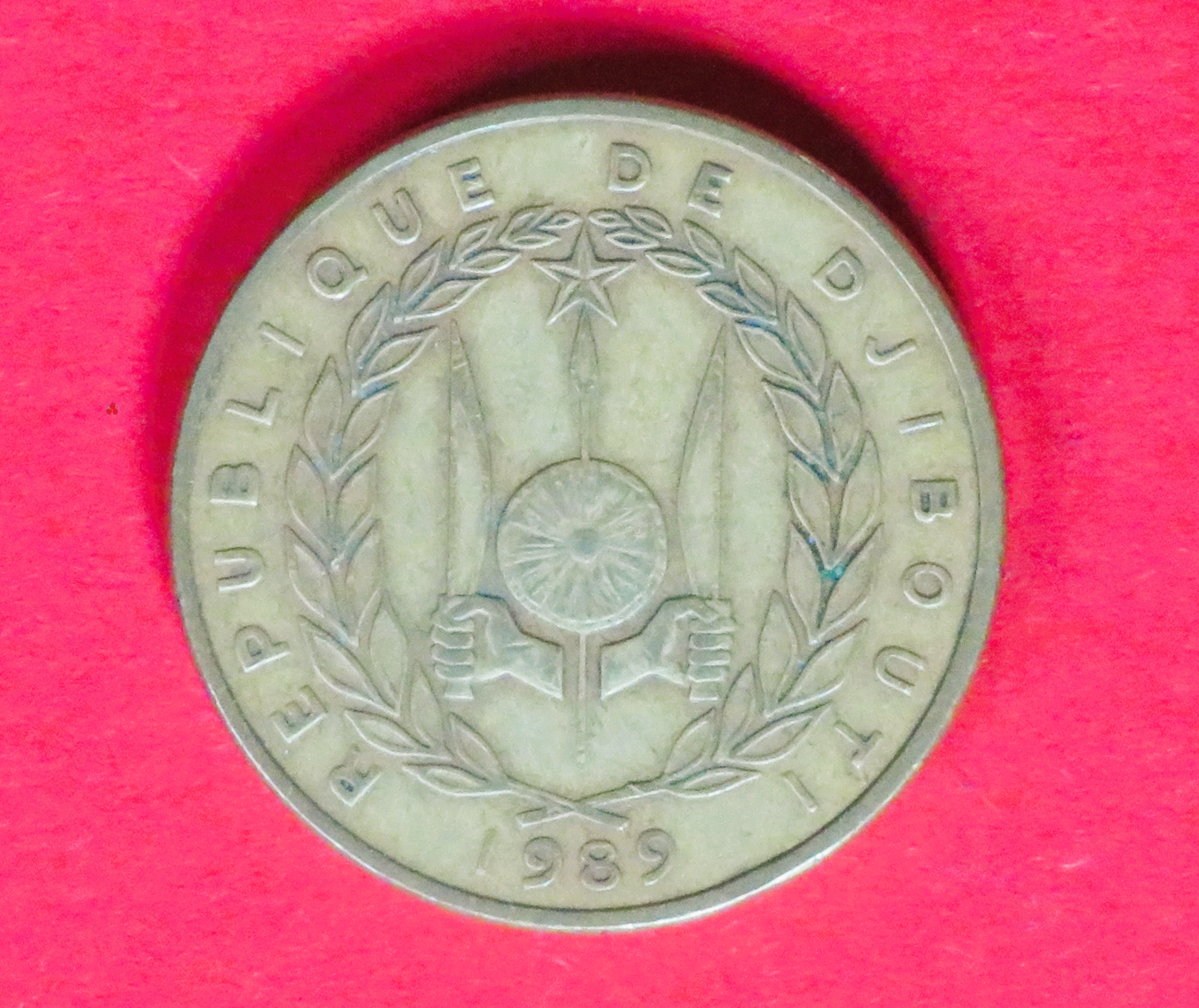 Dschibuti:  500 Francs, 1989+, gebraucht (used / ss), # 24
