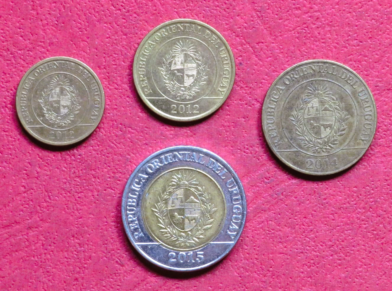 Uruguay - Set 2: 1/2/5/10 Pesos uruguayos, since 2011, circulated (USED / vf)