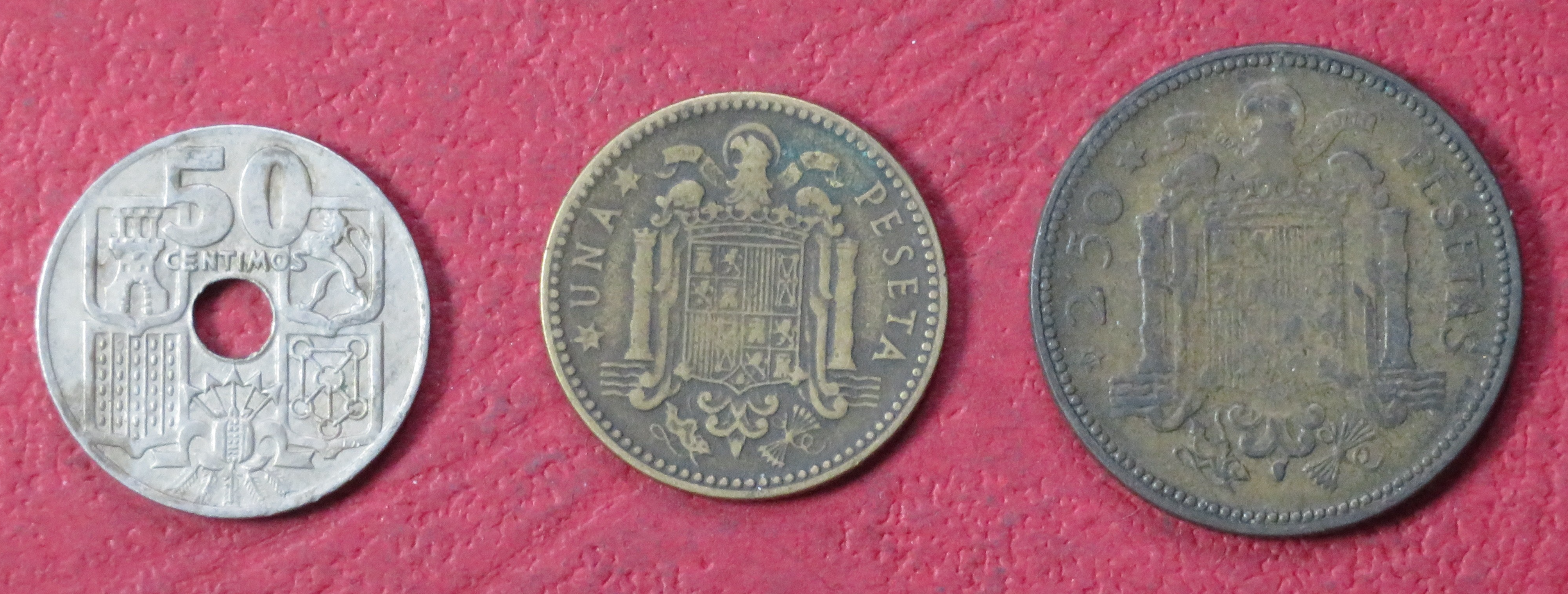 Spain Set 2:  3 coins, 0,5/1 +2,5 Pesetas, 1946-1963, circulated (USED)     