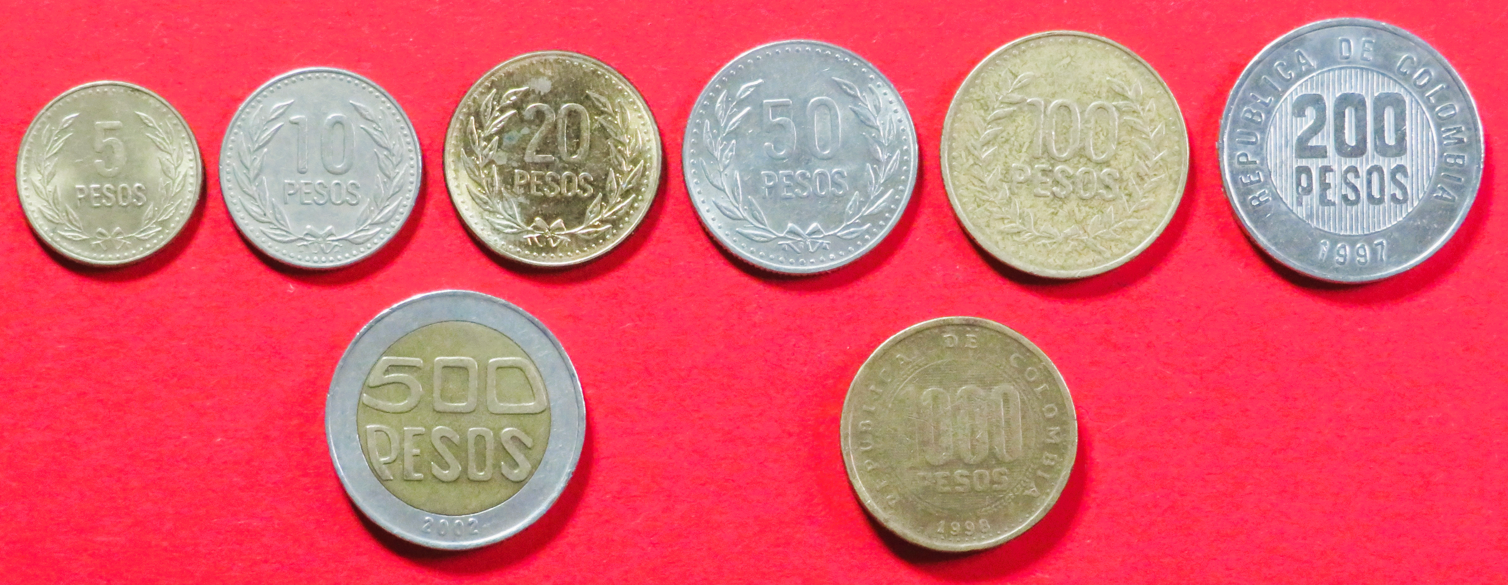 Kolumbien - Set 6:  5/10/20/50/100/200/500/1.000 Pesos, 1989-2012, gebraucht (used / ss), # 108-115