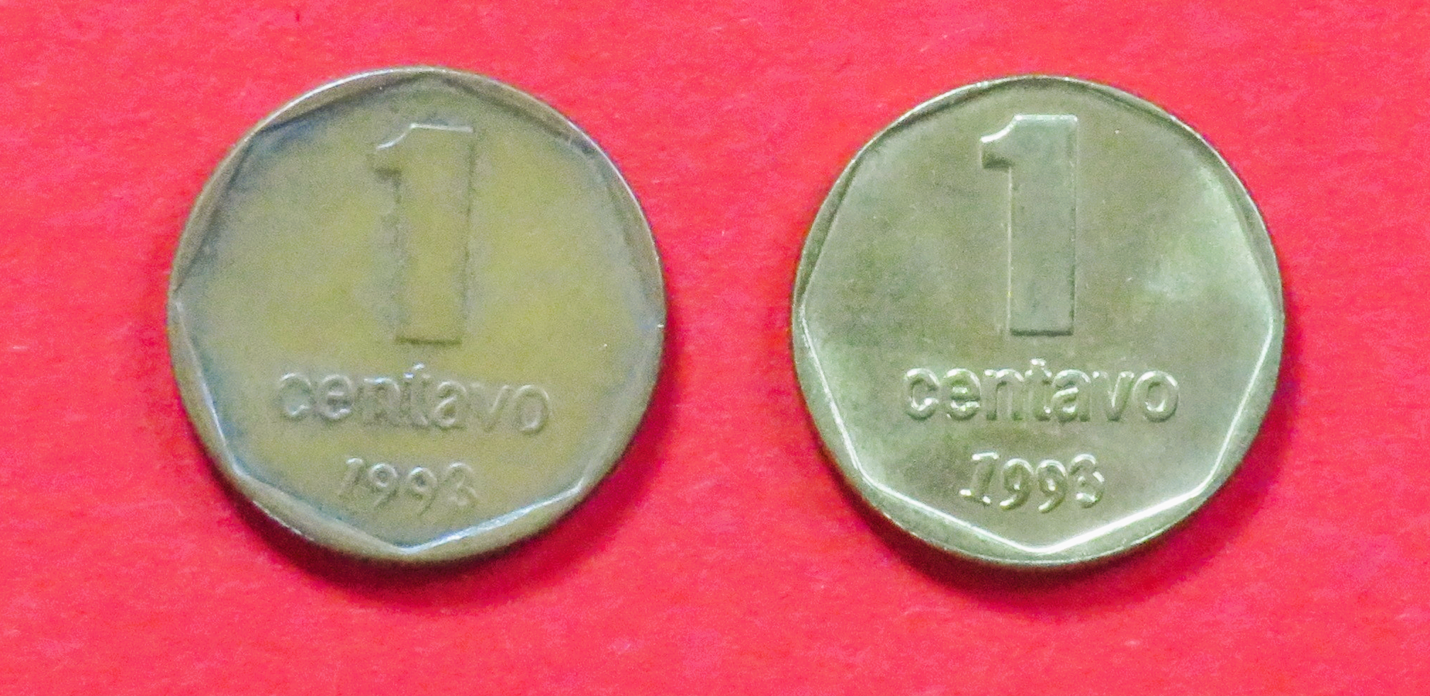 Argentina - Set:  2 x 1 Centavo, 1993, circulated (used / vf), # 108/108a