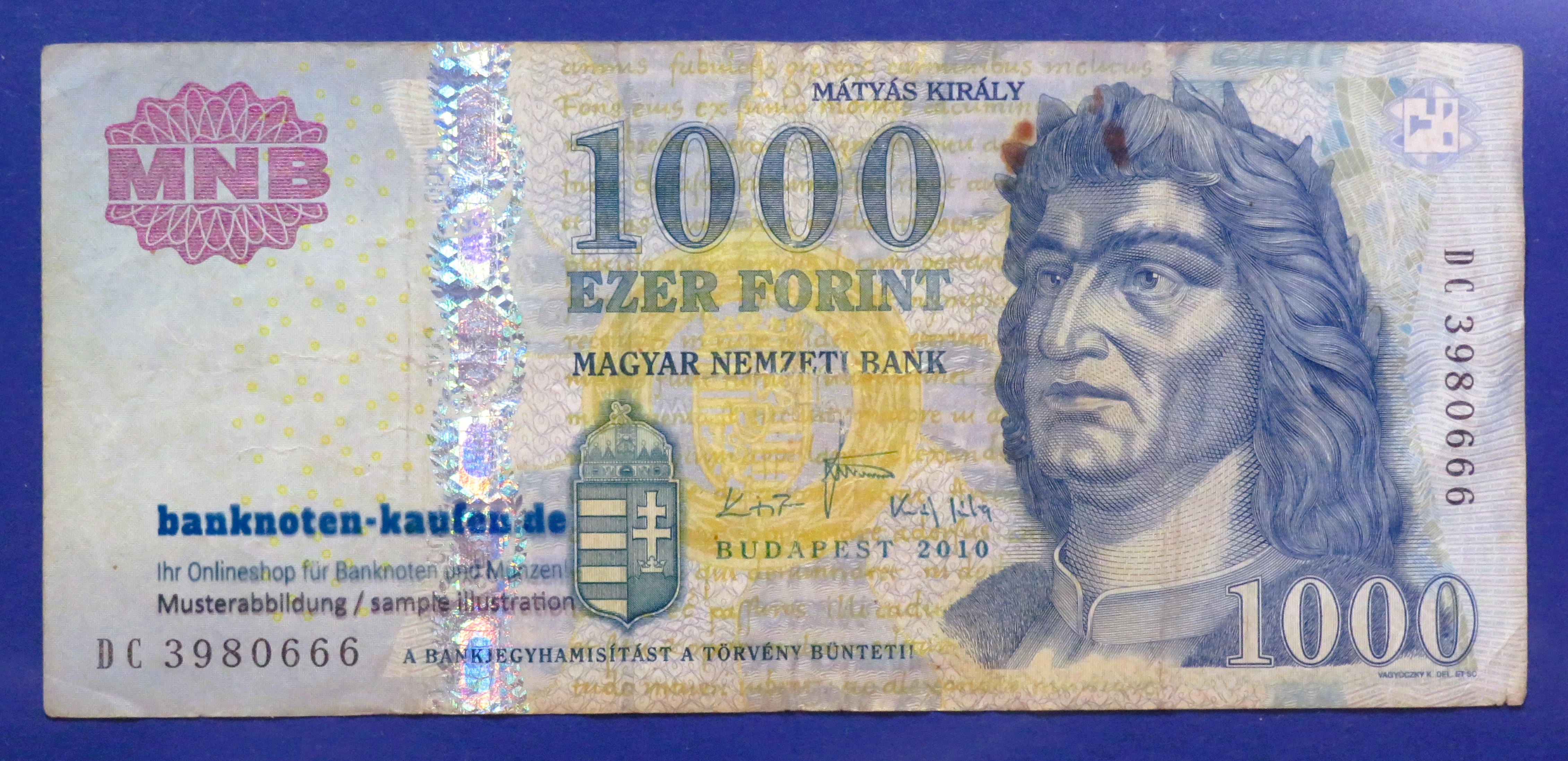 Hungary - 1,000 Forint, 2010, circulated (USED / VG), P-197b