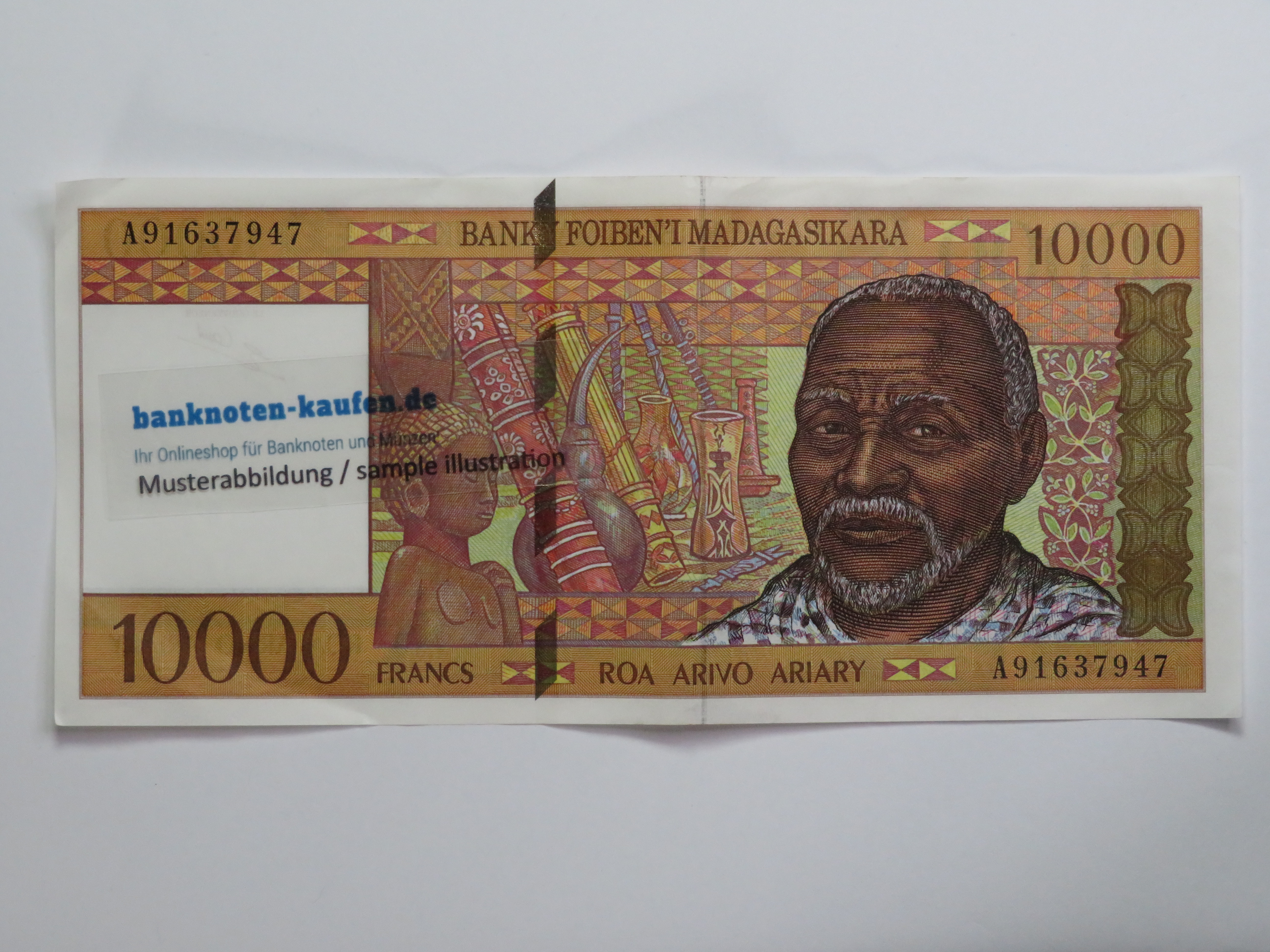 Madagaskar, 10,000 Francs, 1995ND, USED (VF+/ XF-), P-79a