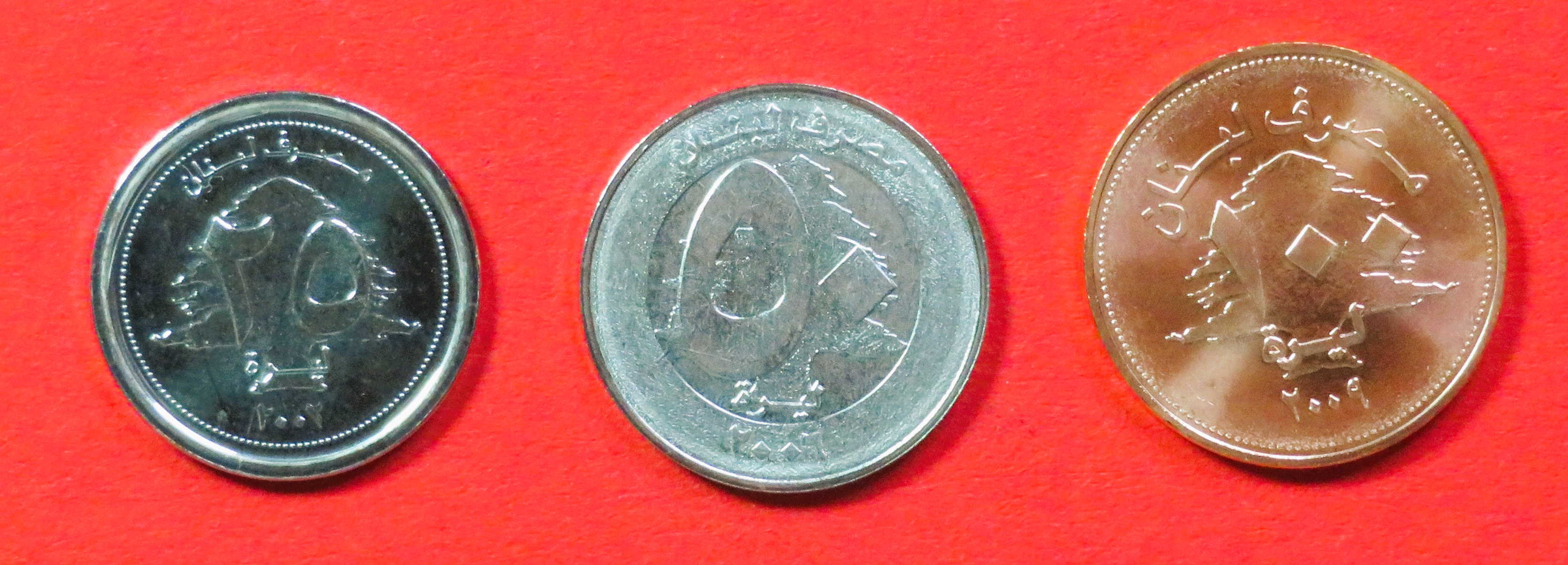 Lebanon, 25/50/100 Livres, 2002/2006/2009, uncirculated (UNC)