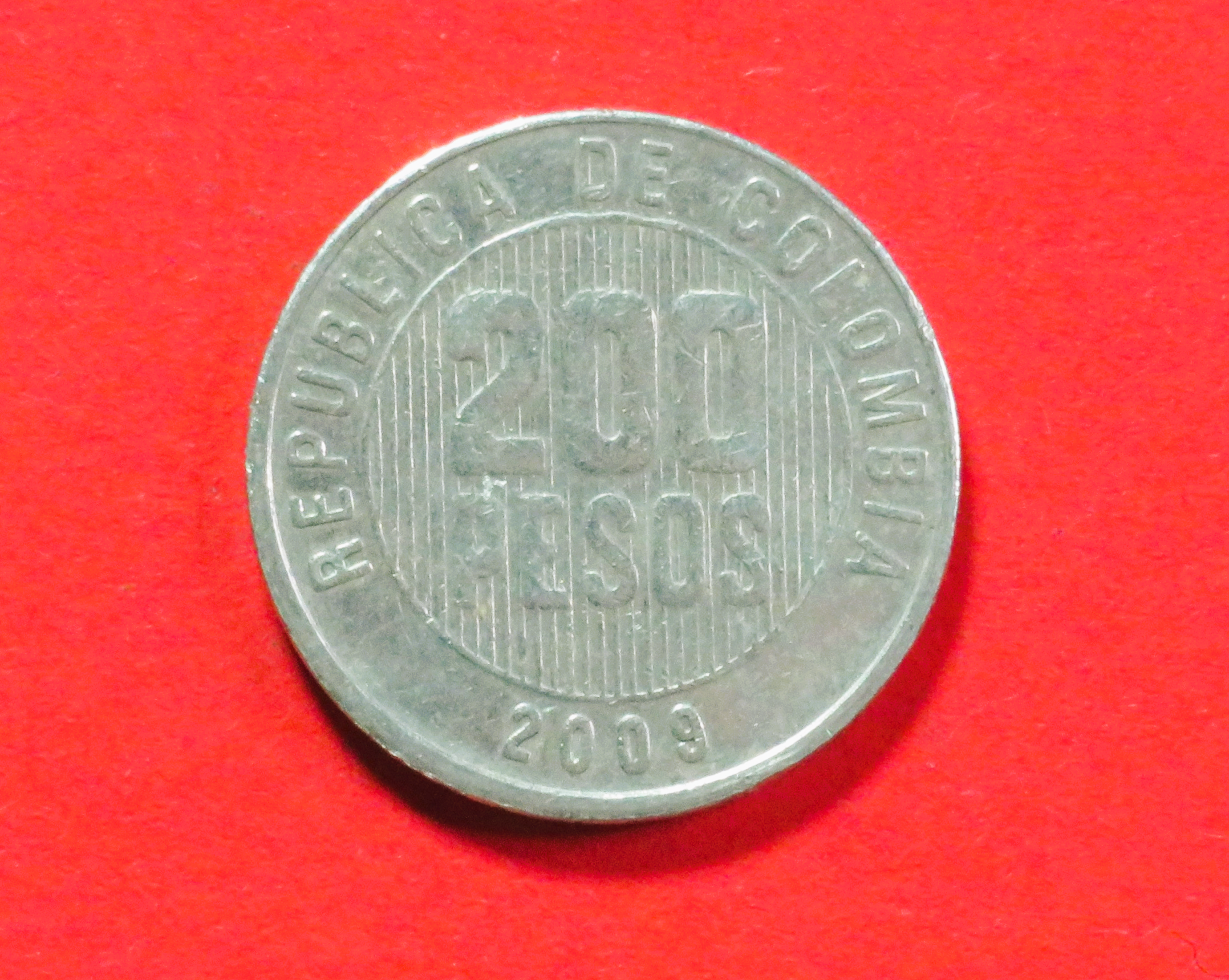 Kolumbien:  200 Pesos, 1994-2012, gebraucht (used / ss), # 113