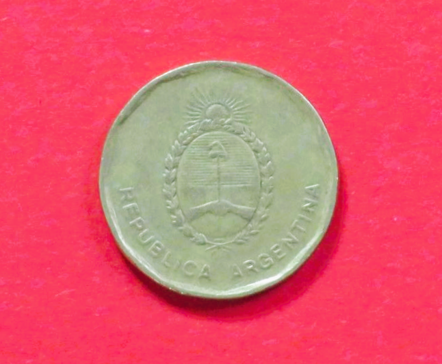 Argentina:  10 Centavos, 1985-1988, circulated (used / vf), # 98