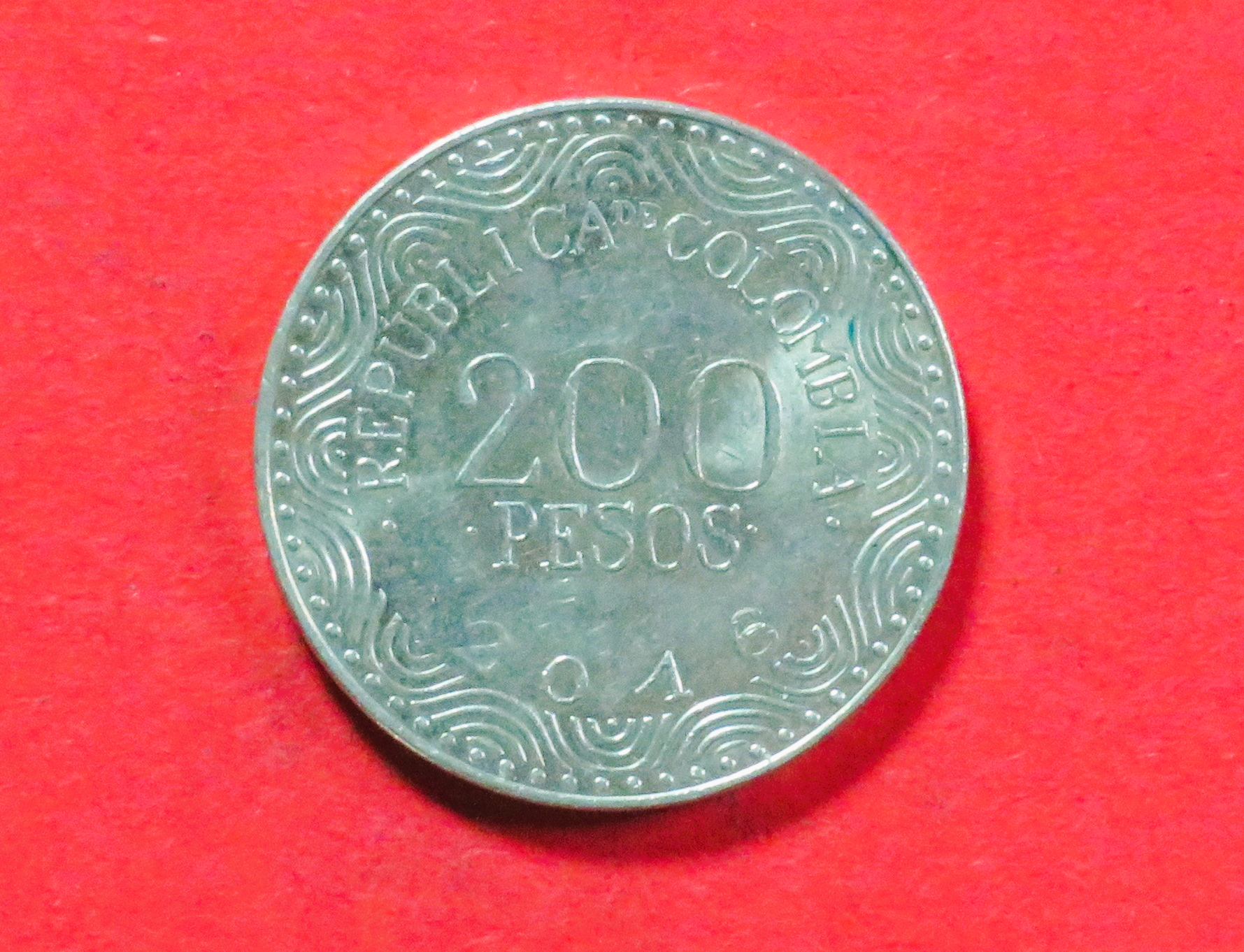 Kolumbien:  200 Pesos, 2012+, gebraucht (used / ss+), # 124