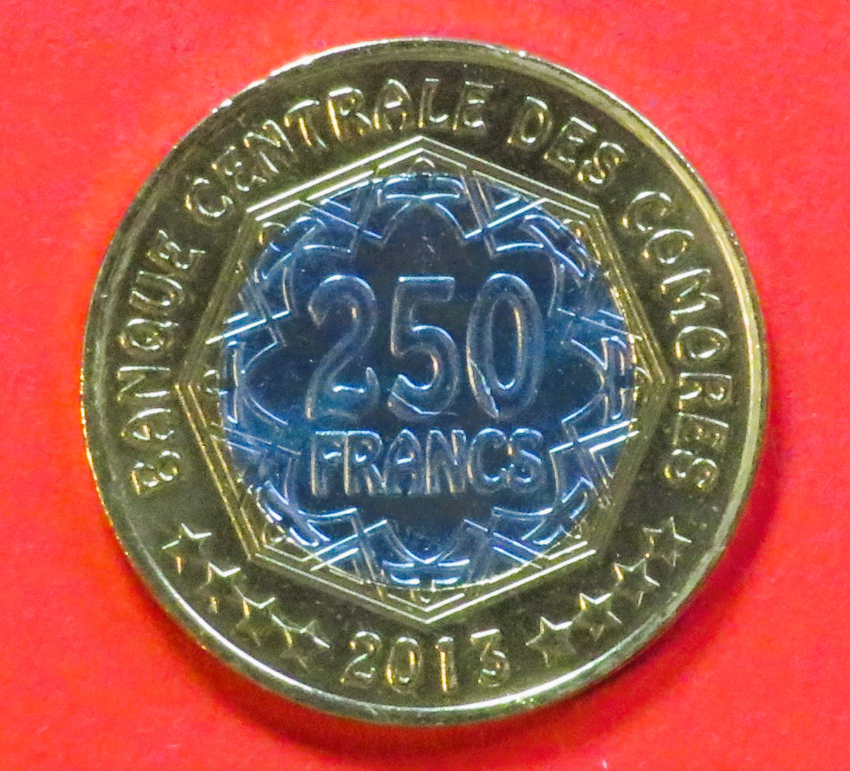 Komoren:  250 Francs, 2013, unzirkuliert (unc), Gedenkausgabe, # 21