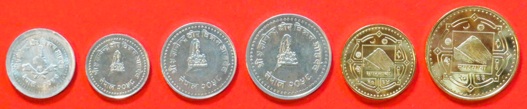 Nepal:  5/10/25/50 Paise + 1/2 Rupien, 1990-2008, unzirkuliert (unc), # 252/328-330/A436/436