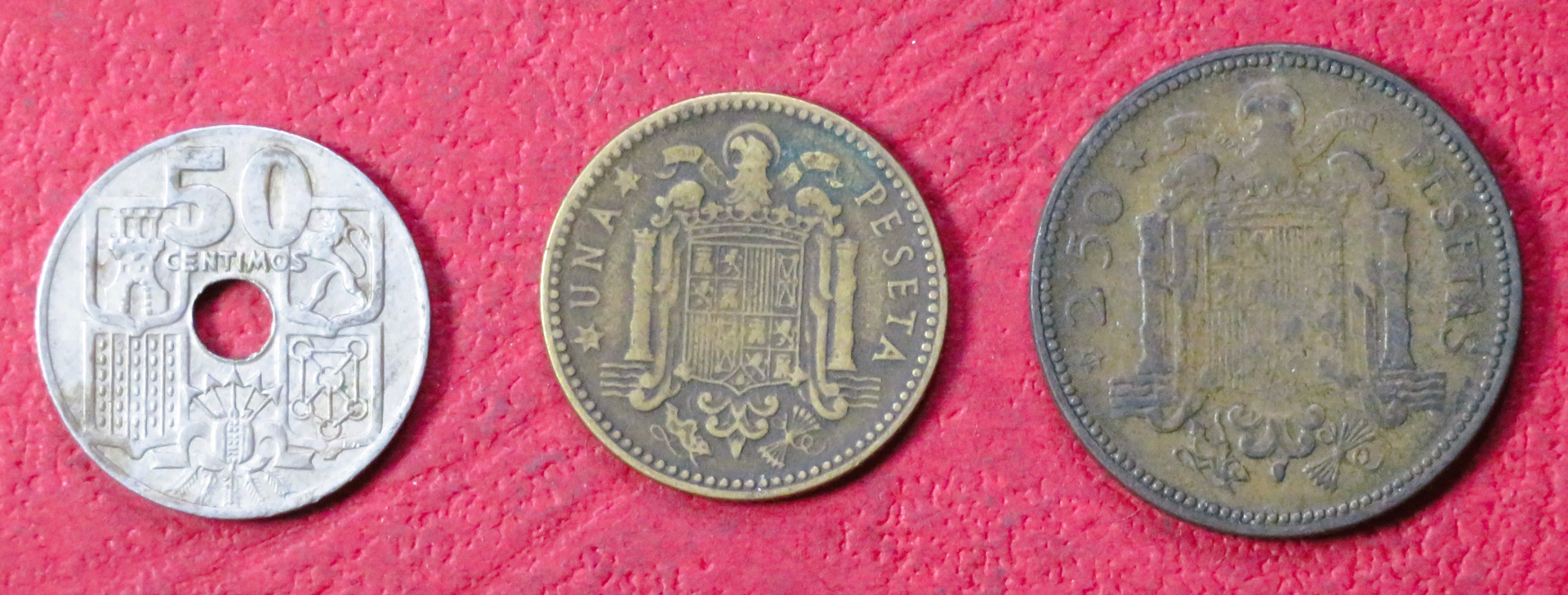 Spain - Set 2:  3 coins, 0,5/1 +2,5 Pesetas, 1946-1963, circulated (USED / vf)