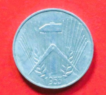 DDR: 10 Pfennig, 1953 (E), gebraucht (used / ss), # 7