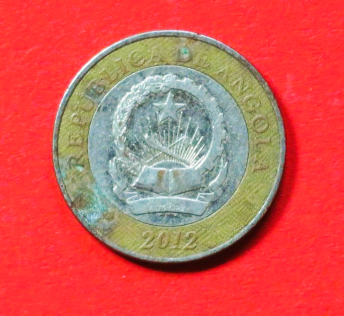 Angola:  5 Kwanzas, 2012, gebraucht (USED / s), #51