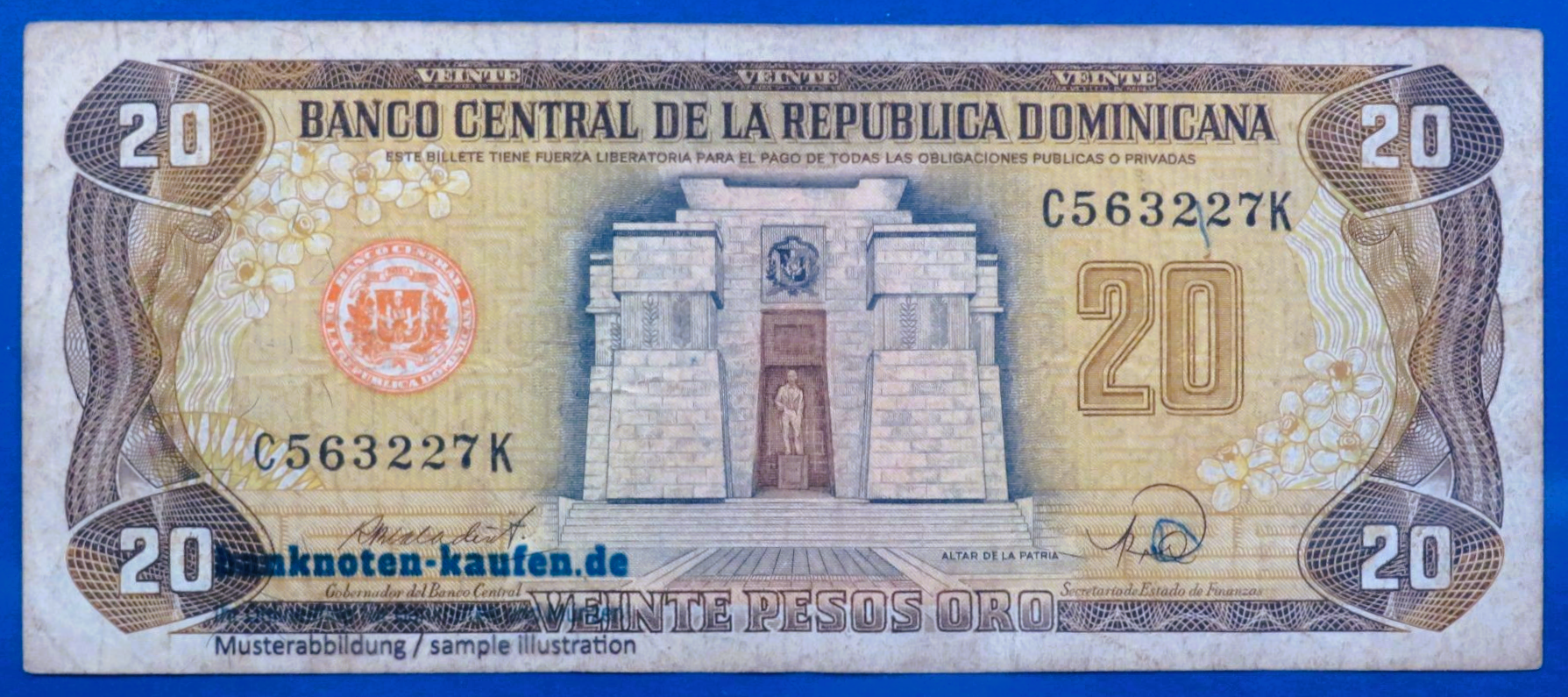 Dominican Republic, 20 Pesos oro, 1988, circulated (USED / F), P-120c